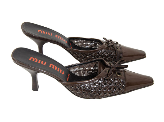 Vintage Miu Miu kitten heels brown leather open back mules / Woven leather bow details Miu Miu shoes / Made in Italy
