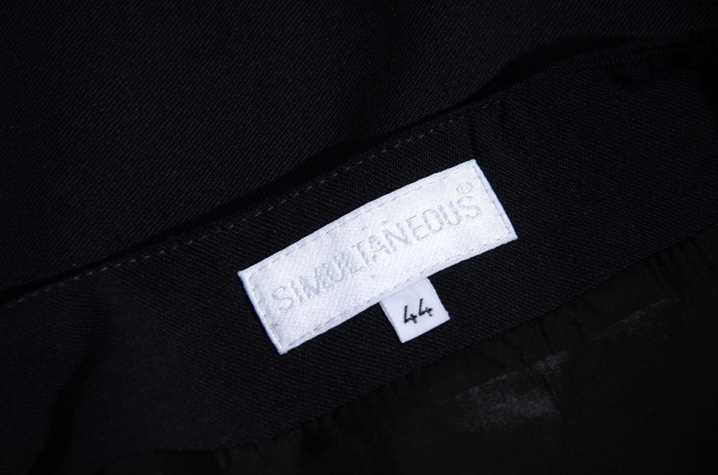 F/W 2001 Simultaneous avant garde black wool skirt with leather inserts / Made in Italy