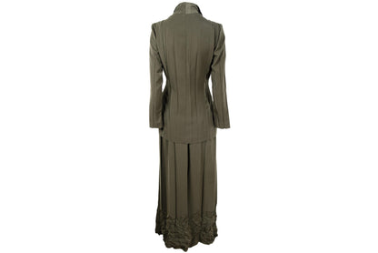 Vintage French brand permanent pleats army green two piece suit / Made in France