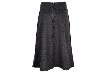 Vintage Collection Privée? gray wool skirt with oversized black leather belt - Made in Italy