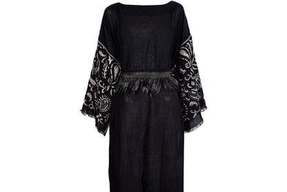 Vintage 100% silk embroidered kimono sleeves kaftan dress / Made in Italy