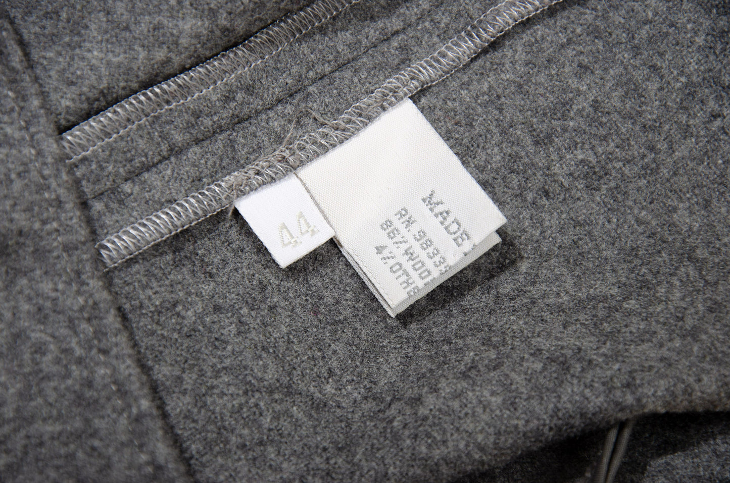 90s Miu Miu low rise grey wool mini skirt / Miu Miu low waist short above the knee skirt