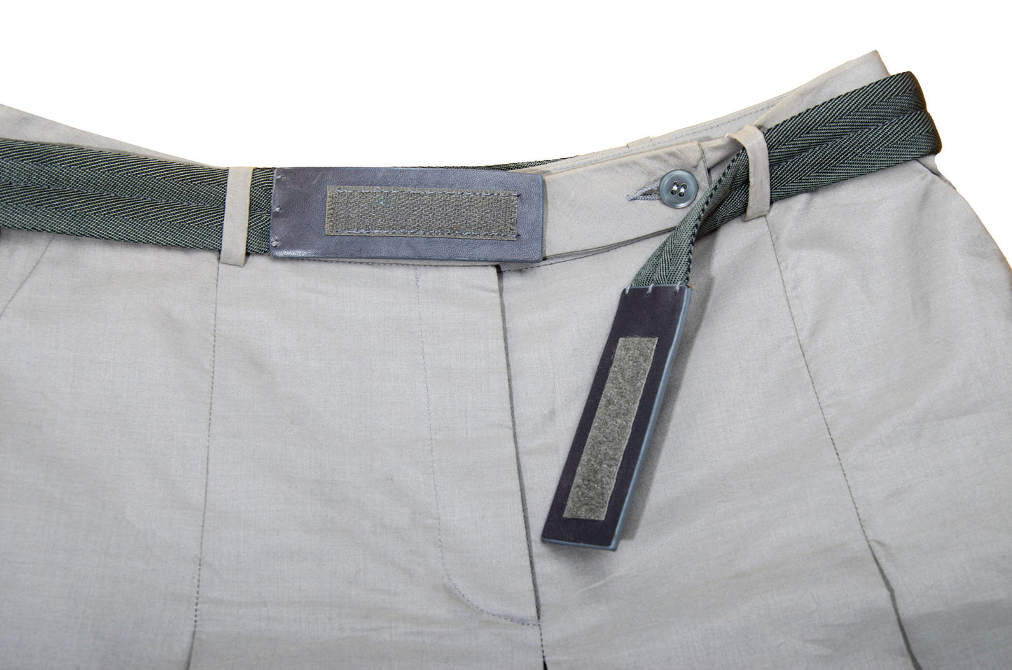 90s Prada pleated culottes / Late 1990s vintage Prada light mastic beige pleated bermuda shorts with grosgrain velcro belt