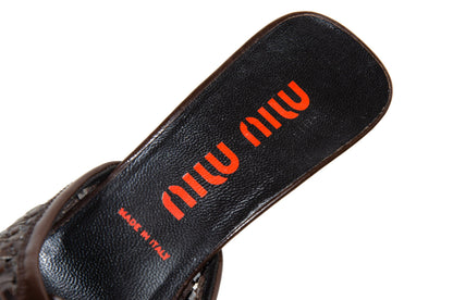 Vintage Miu Miu kitten heels brown leather open back mules / Woven leather bow details Miu Miu shoes / Made in Italy