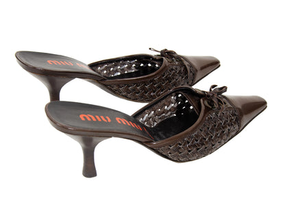 Vintage Miu Miu kitten heels brown leather open back mules / Woven leather bow details Miu Miu shoes / Made in Italy