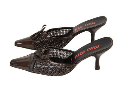 Vintage Miu Miu kitten heels brown leather open back mules / Woven leather bow details Miu Miu shoes / Made in Italy