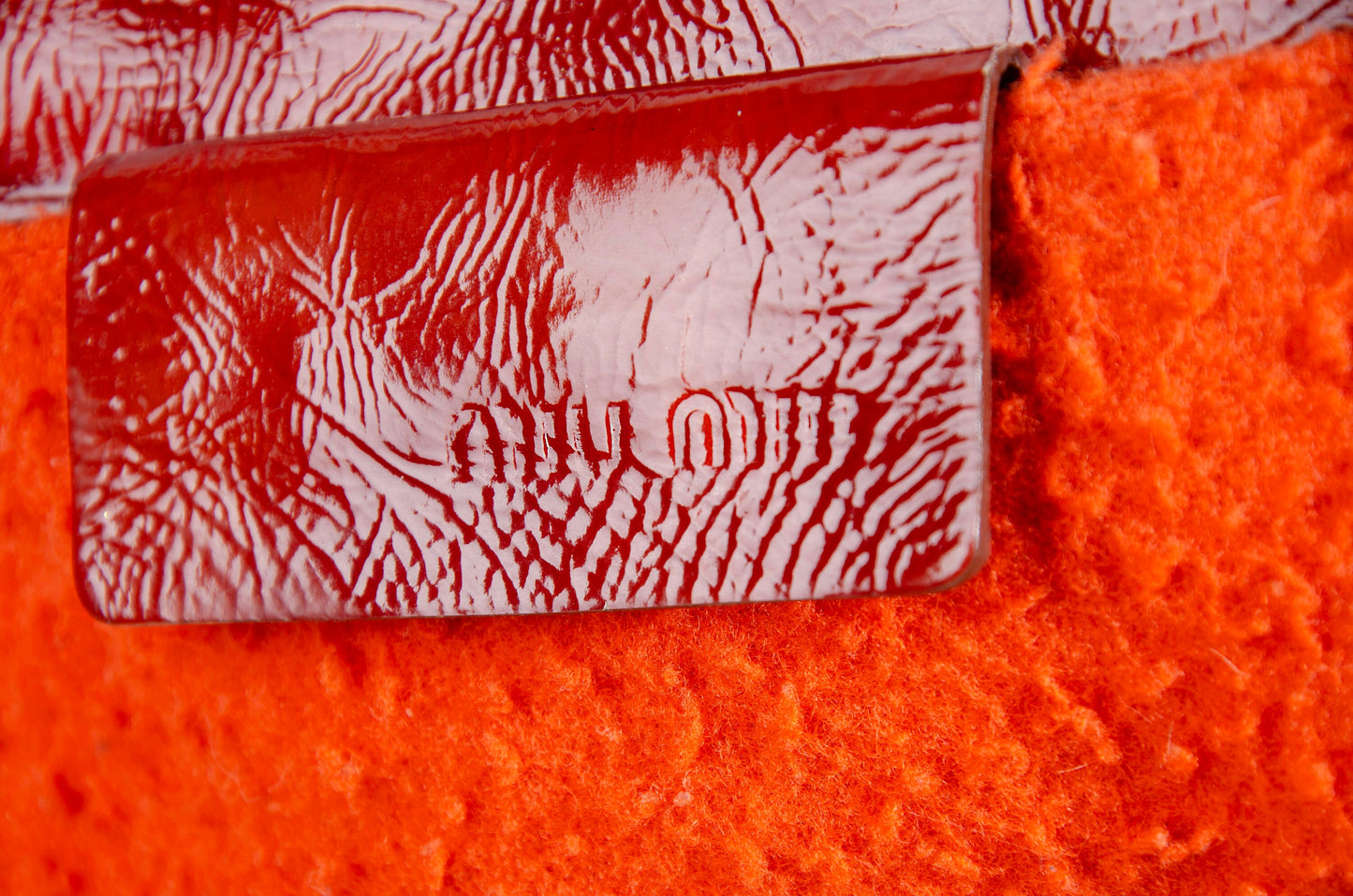F/W 1999 Miu Miu red patent leather and orange textured wool shoulder bag / Made in Italy