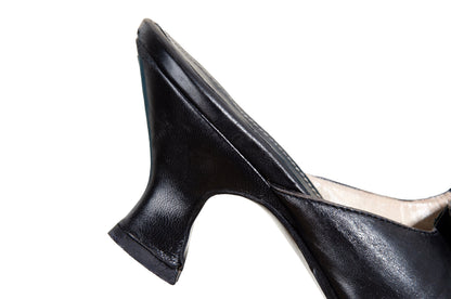 90s Dries Van Noten black leather Louis XV kitten heels mules / EU 40