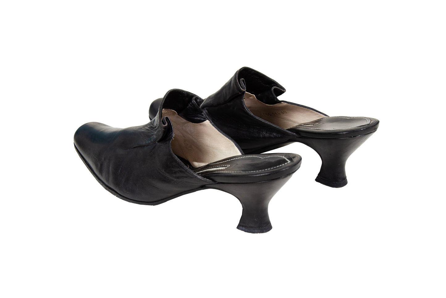 90s Dries Van Noten black leather Louis XV kitten heels mules / EU 40