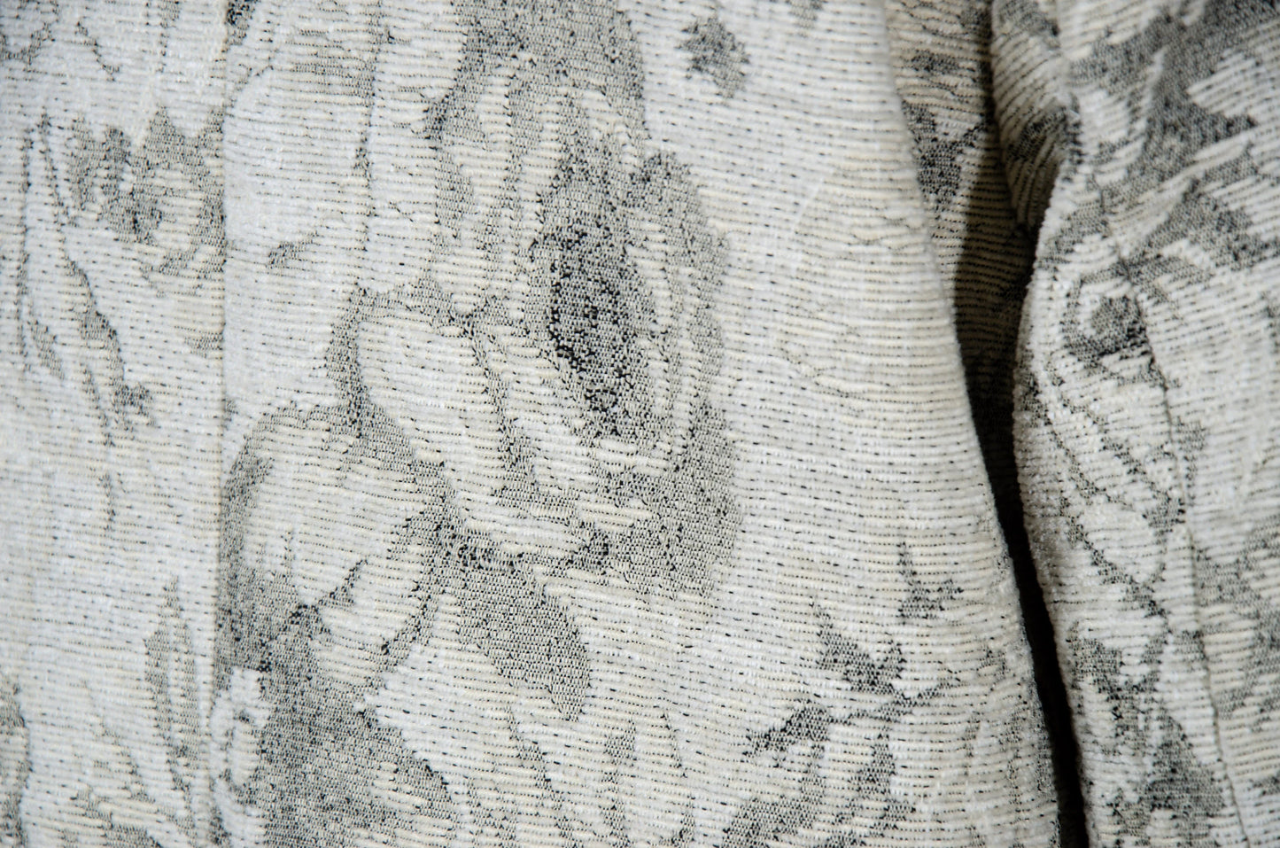 Vintage Amuleti by Mariella Burani victorian inspired mohair collar wool tapestry coat