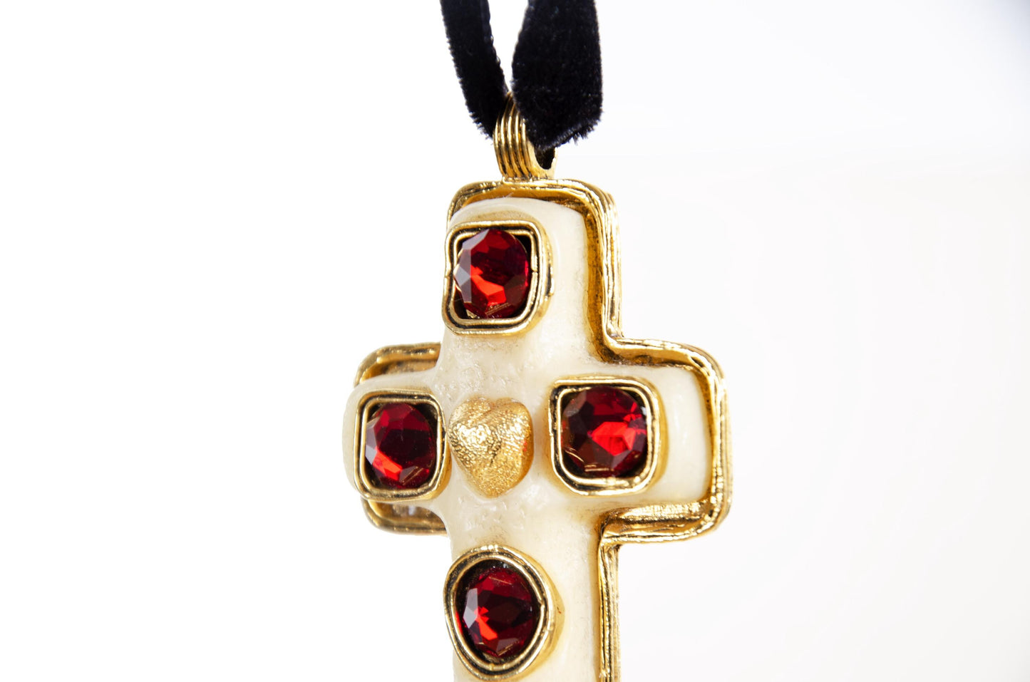 Vintage 90s oversized gold tone metal cross pendant with red stones / Baroque abstract cross with golden heart detail black velvet choker
