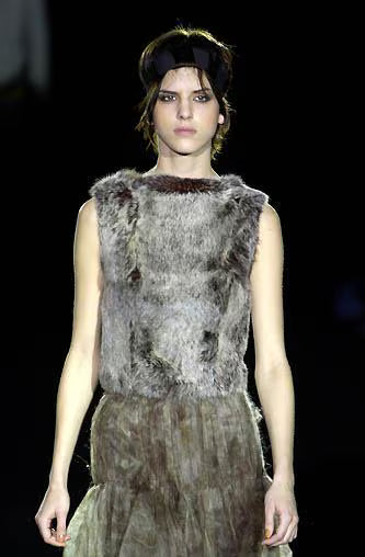 Vintage F/W 2000 Amaya Arzuaga rabbit fur and knit tank top / Made in Spain