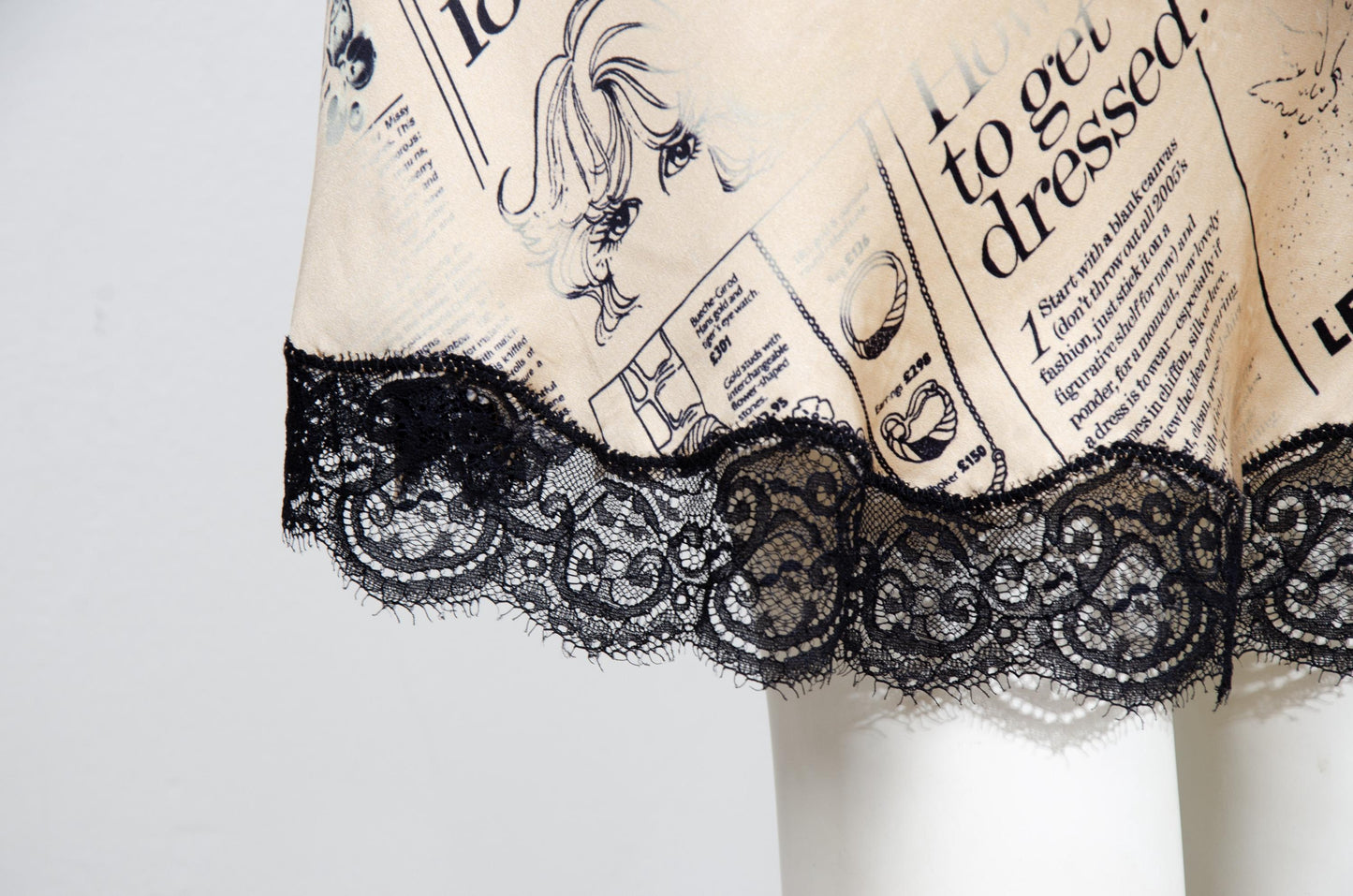 Vintage 100% silk newspaper print lace trim slip dress / Italian brand pure silk gazette print mini dress / Made in Italy