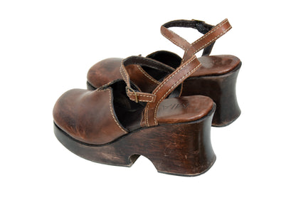 90s Mia brown leather wood split sole chunky platform clogs - Made in Brazil